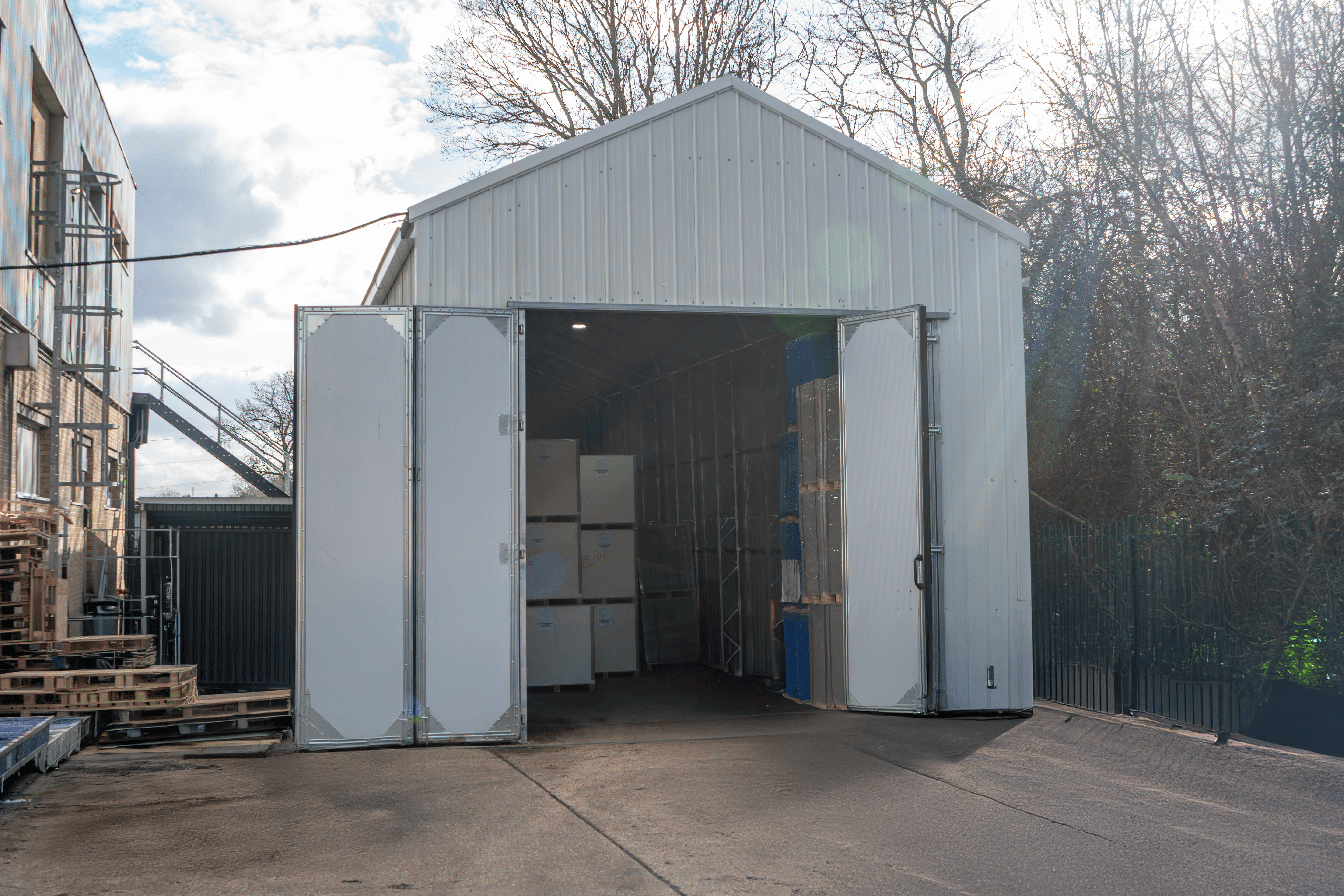 Lean To Buildings